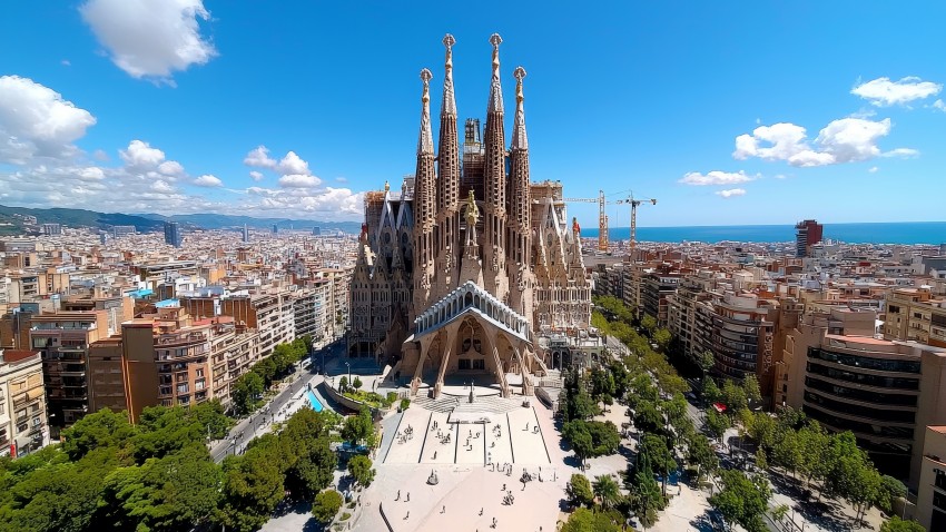 ESPAÑA Y BARCELONA 2027