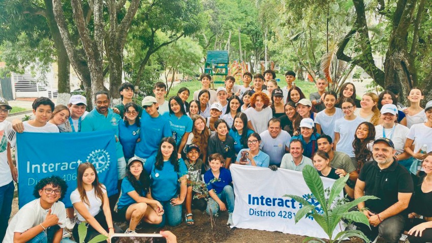 ¡INTERACT, MÁS QUE UN GRUPO JUVENIL!