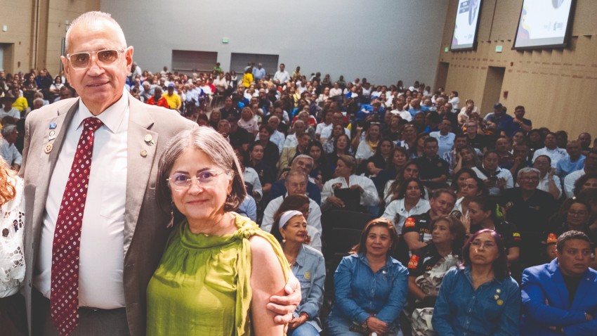 JÓVENES QUE CONSTRUYEN EL FUTURO DE ROTARY