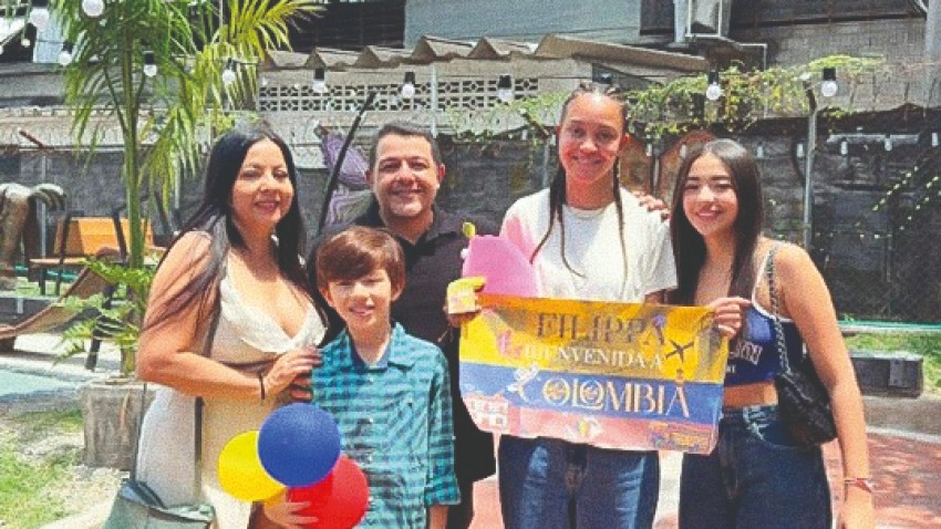 MI AVENTURA COMO FAMILIA ANFITRIONA: DESPEDIDAS, LLEGADAS Y RISAS QUE TRASCIENDEN FRONTERAS.