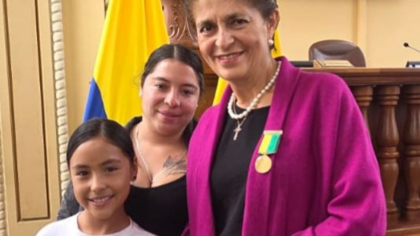 RECONOCIMIENTO POR SU INVALUABLE LABOR EN LA PROTECCIÓN DE LA NIÑÉZ